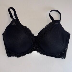 Natori Feathers Contour Plunge Bra - Black Lace Underwire. Size 34DD